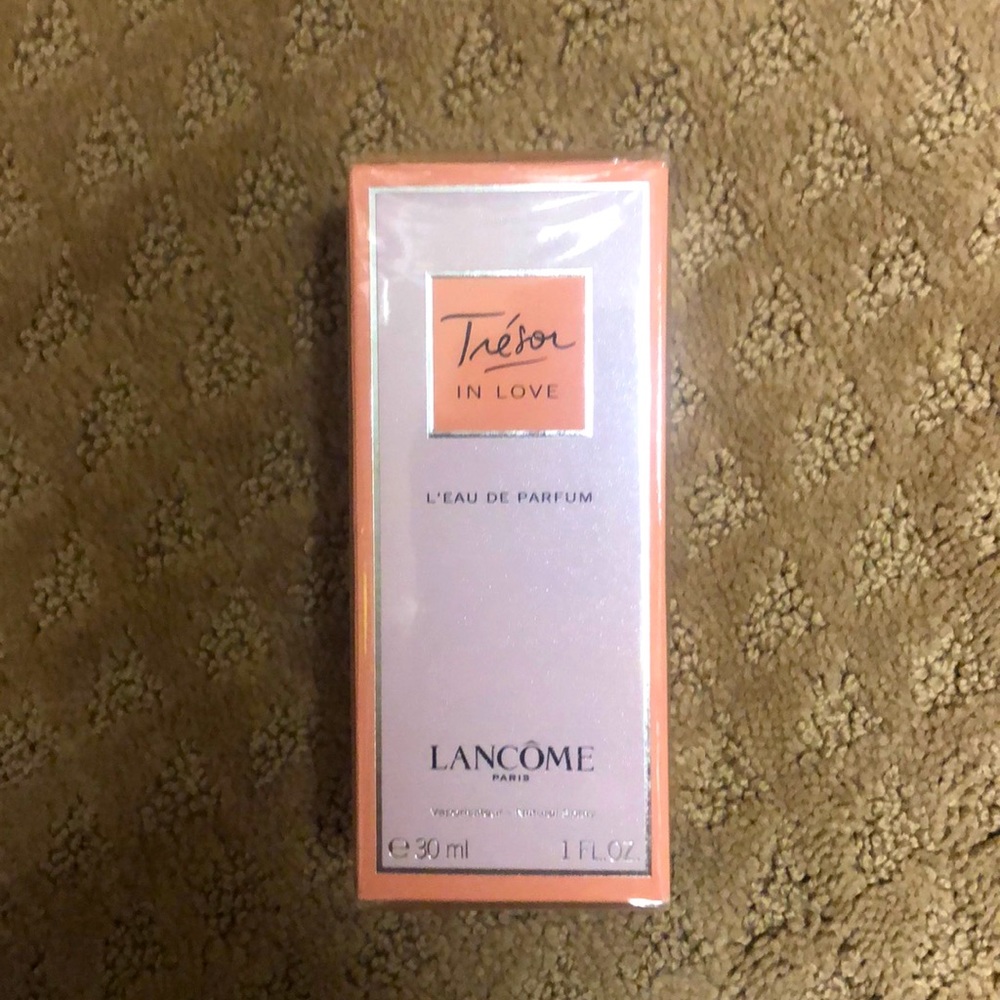 Tre’sor in Love L’EAU DE PARFUM 1 oz